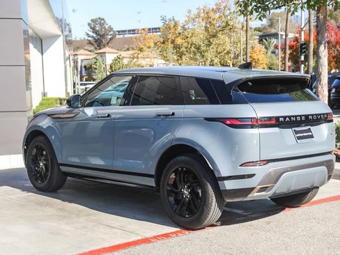 Used 2023 Land Rover Range Rover Evoque R-Dynamic S image 4