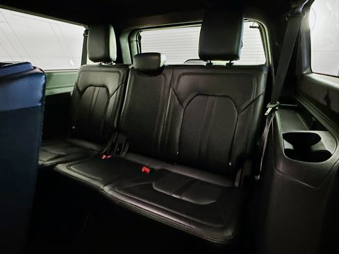 Used 2020 Ford Expedition Max Limited image 30