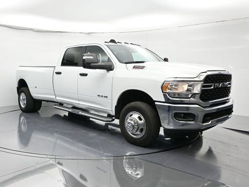 Used 2024 RAM 3500 Big Horn image 3