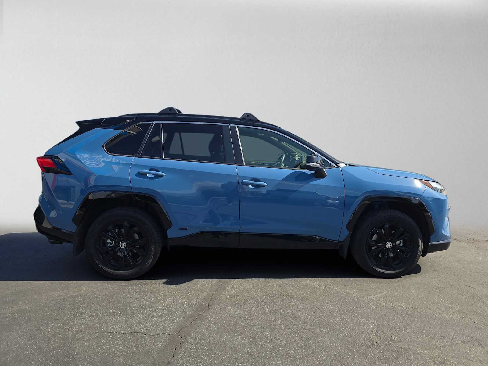 Certified 2023 Toyota RAV4 XSE AWD/4WD image 2