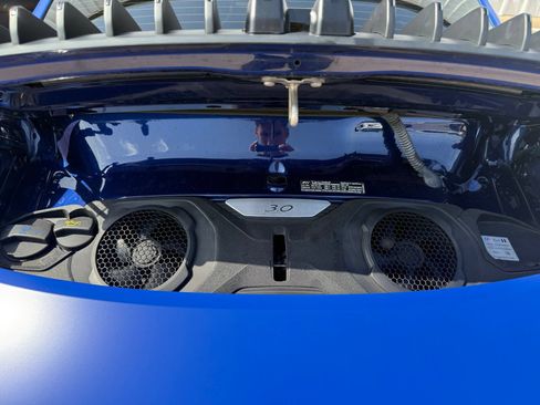 Used 2021 Porsche 911 Carrera RWD image 23