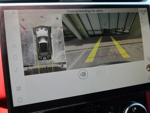 Used 2022 Jaguar F-PACE SVR AWD/4WD image 34
