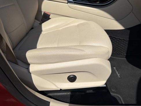 Used 2019 Mercedes-Benz GLC 300 image 12