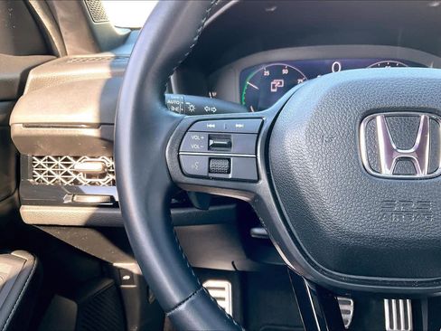 Used 2024 Honda Accord Sport image 26