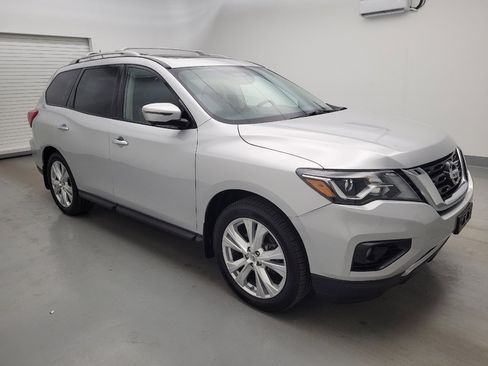 Used 2018 Nissan Pathfinder SL w/ SL Premium Package AWD/4WD image 11