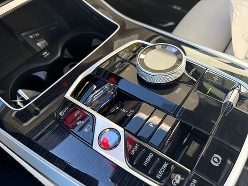 New 2026 BMW X5 xDrive50e w/ Executive Package image 20