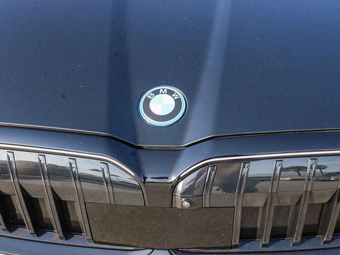 Used 2024 BMW i5 eDrive40i w/ M Sport Package RWD image 6