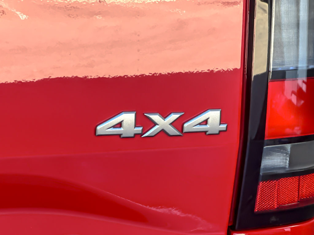 Used 2026 Nissan Frontier SV w/ Tow Package AWD/4WD image 24