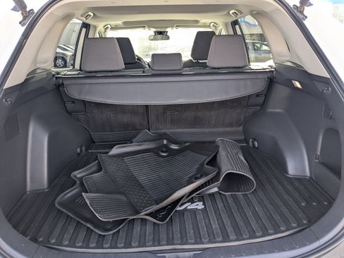 Used 2024 Toyota RAV4 XLE image 32