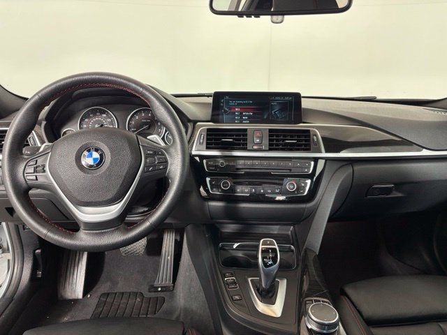 Used 2017 BMW 330i xDrive Sedan AWD/4WD image 13