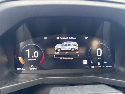 Used 2025 Ford Explorer ST image 22