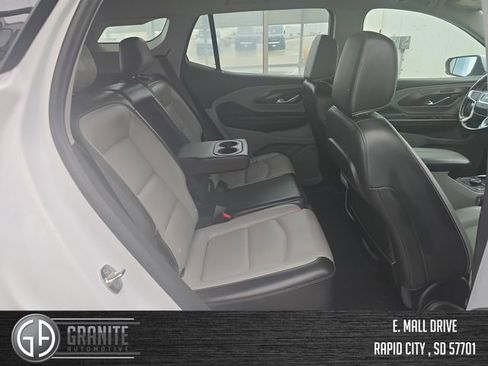 Used 2022 GMC Terrain SLT AWD/4WD image 36
