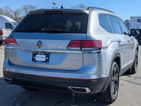 Used 2021 Volkswagen Atlas SE image 3