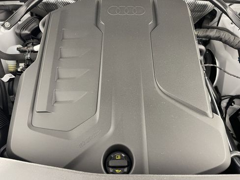 Used 2025 Audi Q5 Premium Plus w/ Premium Plus image 39