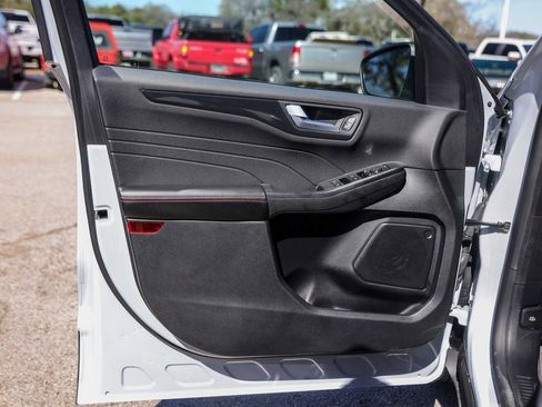 Used 2025 Ford Escape ST-Line image 22