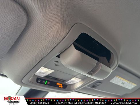 Used 2023 GMC Acadia SLE w/ Driver Convenience Package image 20