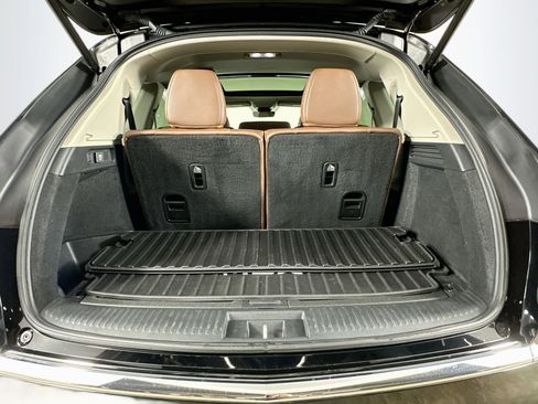 Used 2023 Acura MDX w/ Technology Package FWD image 31