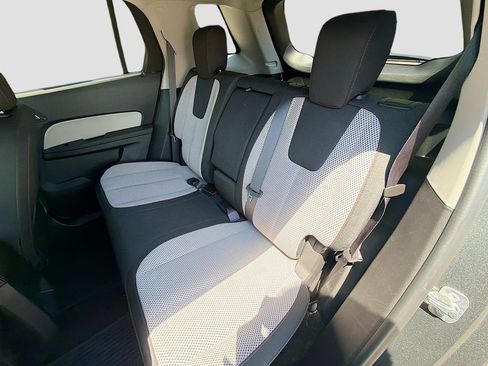 Used 2017 GMC Terrain SLE FWD image 23