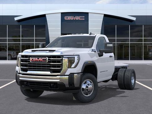 New 2026 GMC Sierra 3500 Pro w/ Convenience Package AWD/4WD image 18