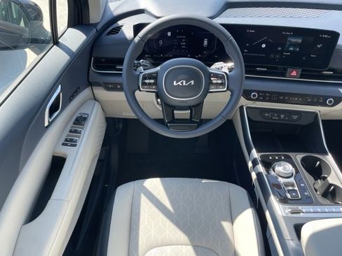 New 2026 Kia Carnival SX image 24