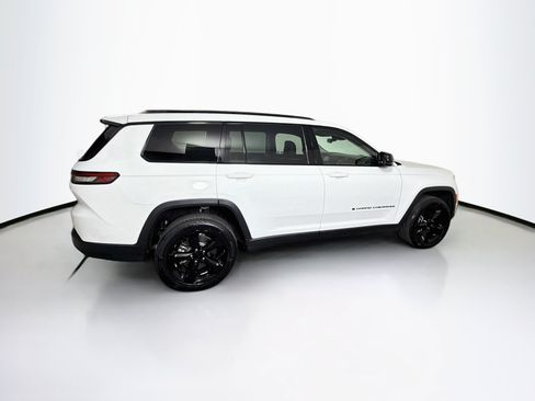 Used 2023 Jeep Grand Cherokee L Limited w/ Luxury Tech Group II RWD image 10