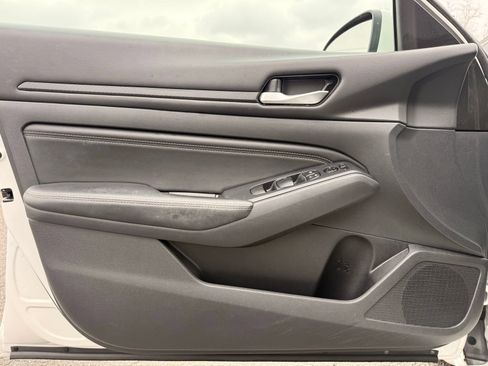 Used 2019 Nissan Altima 2.5 S image 12