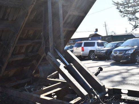 Used 1997 Ford F350 2WD Regular Cab image 33