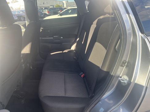 Used 2018 Mitsubishi Outlander Sport ES image 17