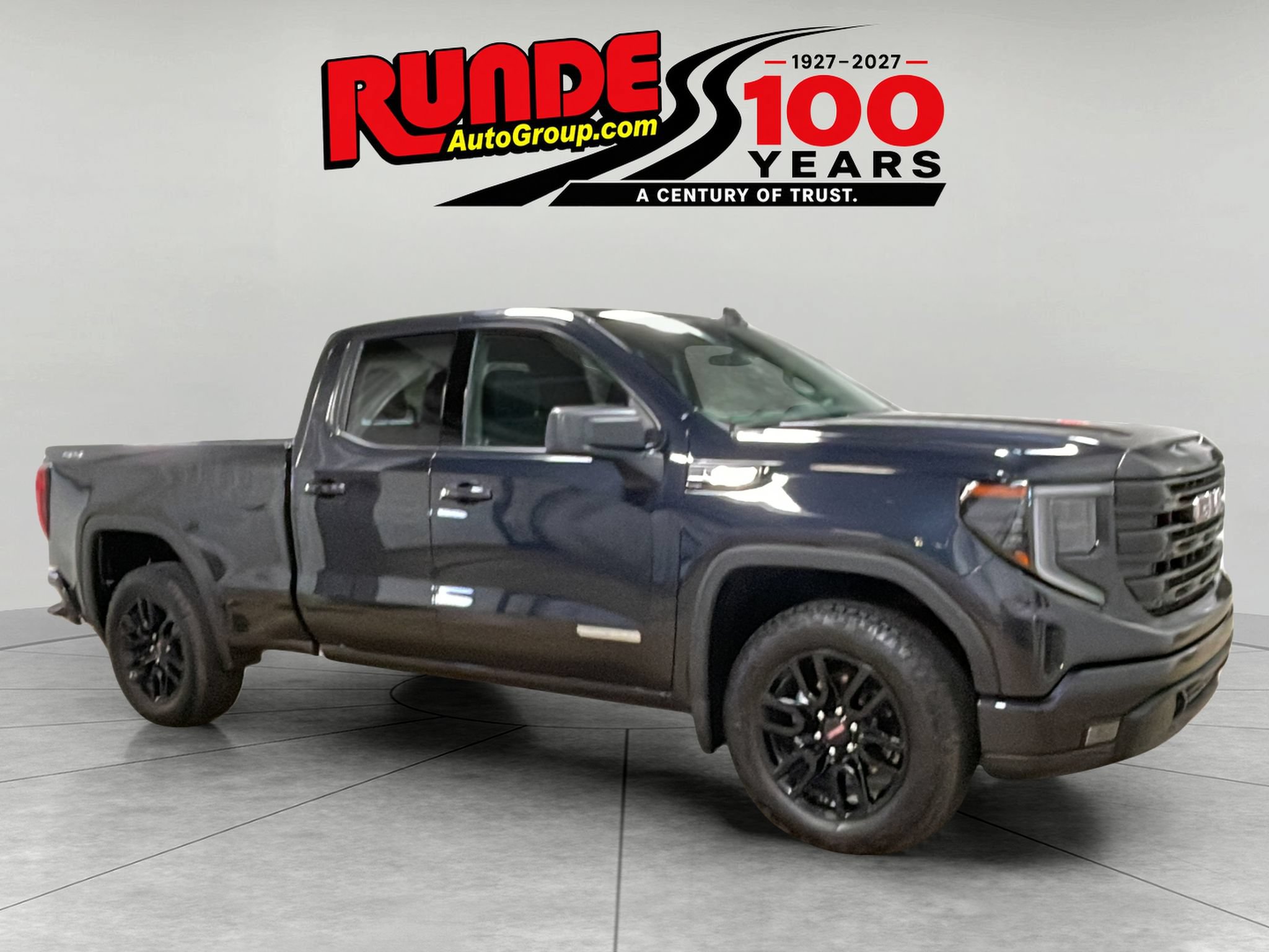 Used 2025 GMC Sierra 1500 Elevation AWD/4WD image 7
