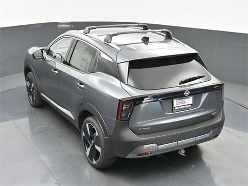 Used 2026 Nissan Kicks SR image 31