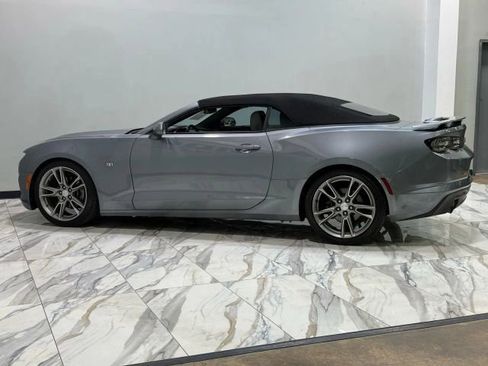 Used 2019 Chevrolet Camaro LT image 9