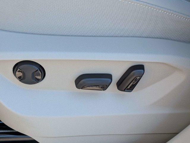 New 2026 Volkswagen Atlas SE FWD image 21