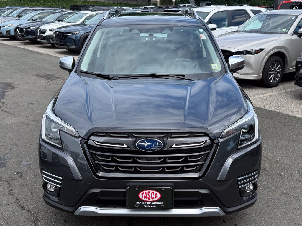 Used 2023 Subaru Forester Touring AWD/4WD image 2