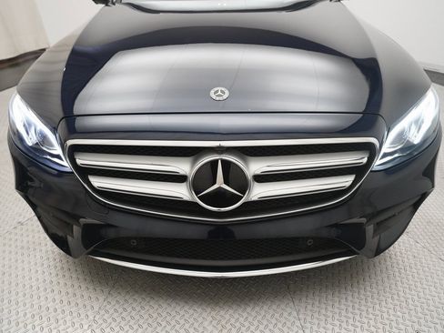 Used 2020 Mercedes-Benz E 450 4MATIC Wagon image 20