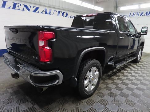 Used 2023 Chevrolet Silverado 3500 LTZ w/ LTZ Convenience Package image 4