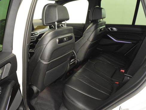 Used 2025 BMW X5 xDrive50e image 32