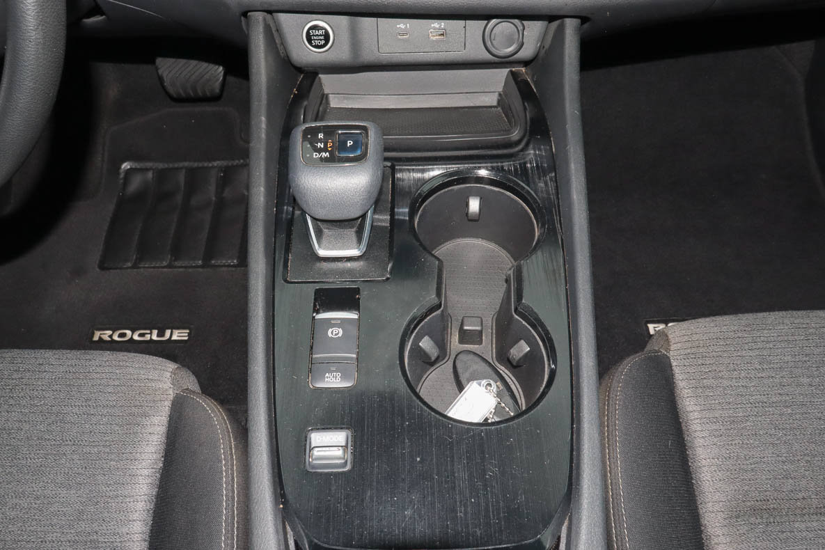 Used 2021 Nissan Rogue S FWD image 18