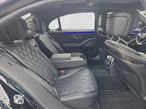 Certified 2022 Mercedes-Benz S 500 4MATIC image 19