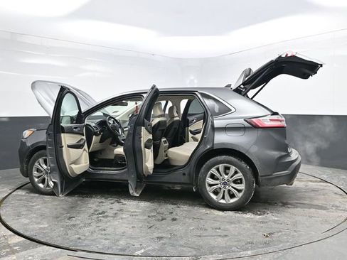 Used 2022 Ford Edge Titanium image 43