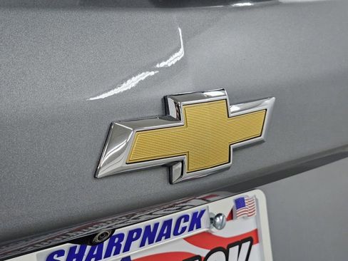 Used 2023 Chevrolet Equinox Premier image 35