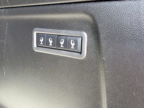 Used 2023 Jeep Wagoneer L 4WD w/ Premium Group I image 30