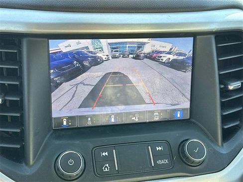 Used 2021 GMC Acadia SLT w/ Premium Package image 21