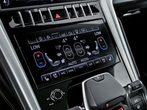 Used 2019 Lamborghini Urus image 38