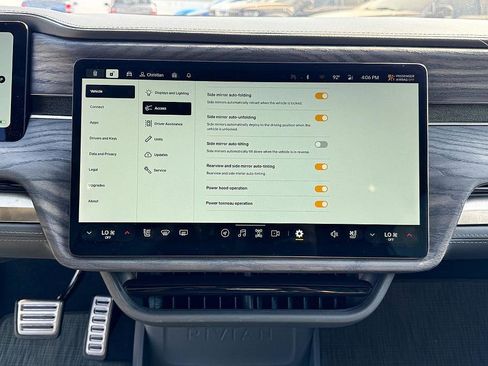 Used 2022 Rivian R1T Launch Edition image 26