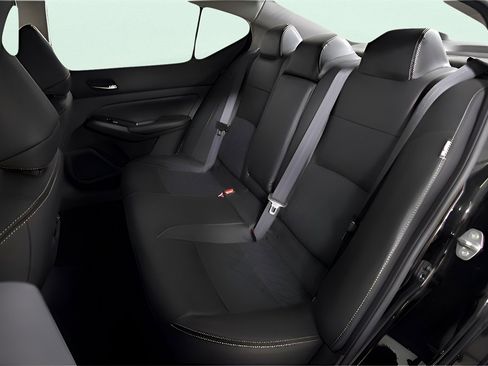 Used 2025 Nissan Altima 2.5 SL image 17