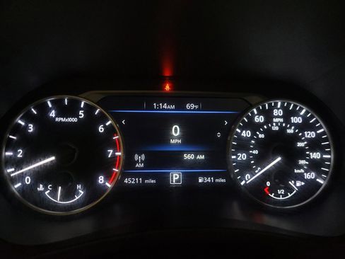 Used 2023 Nissan Sentra SV FWD image 23