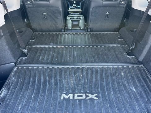 Used 2023 Acura MDX SH-AWD w/ Technology Package image 14