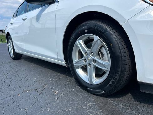 Used 2023 Chevrolet Malibu LS FWD image 11