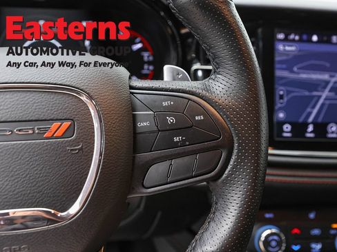Used 2025 Dodge Durango GT RWD image 16