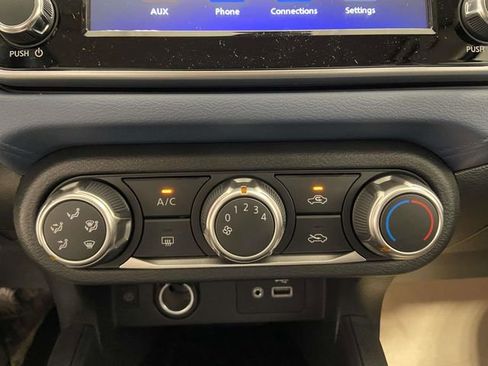 New 2025 Nissan Versa SV w/ Trunk Package image 15